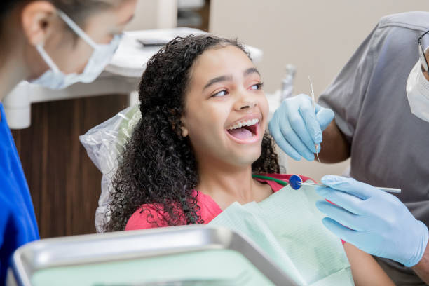 Best Emergency Denture Repair in Beach City, TX