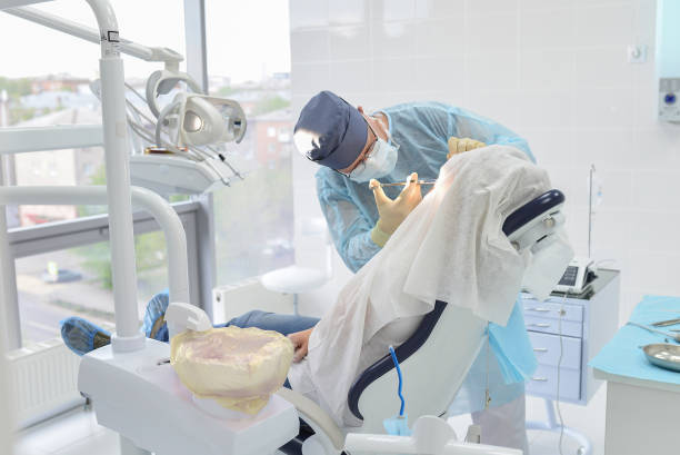 Best Emergency Care for Gum Disease in Beach City, TX